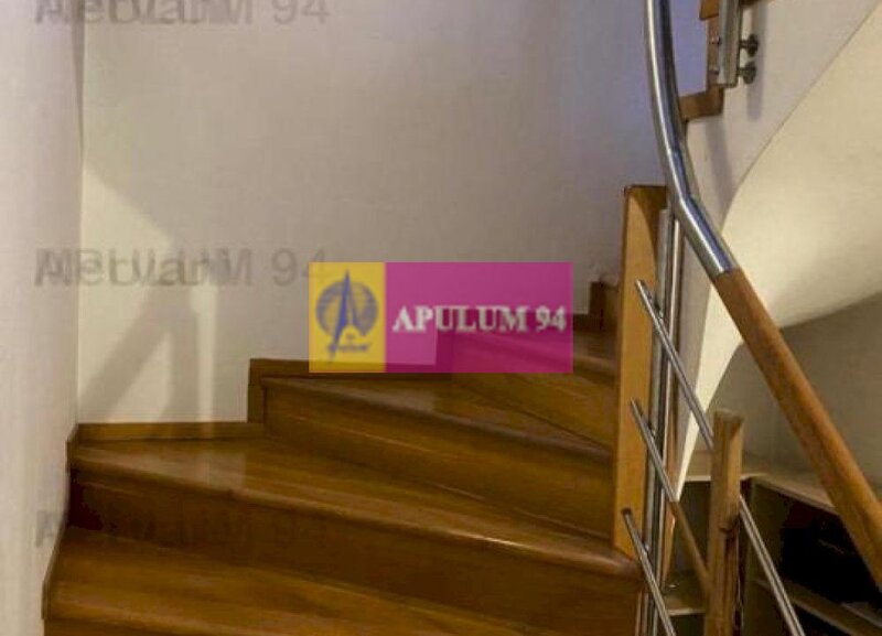 Vila de vanzare in Predeal